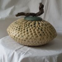 Dosen, Schalen und Gefäße 24