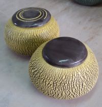 Dosen, Schalen und Gefäße 27