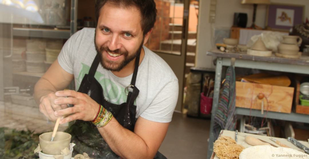 Yanneck arbeitet an der Drehscheibe